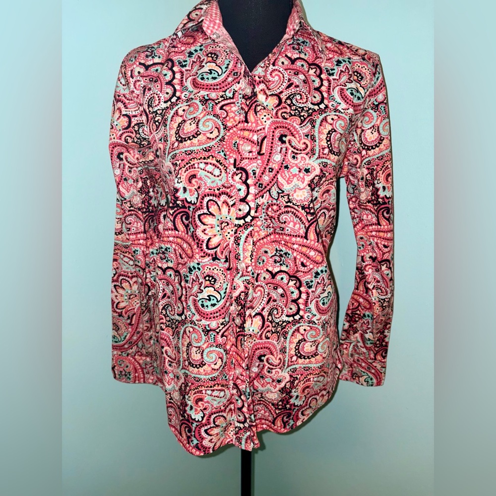 💗Kim Rogers Pink and Black Paisley Button Down Shirt
